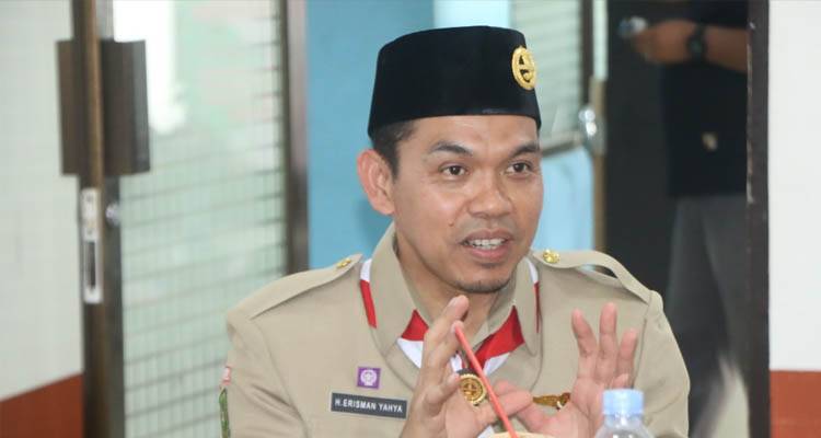 Kadisdik Riau - Erisman Yahya.jpg